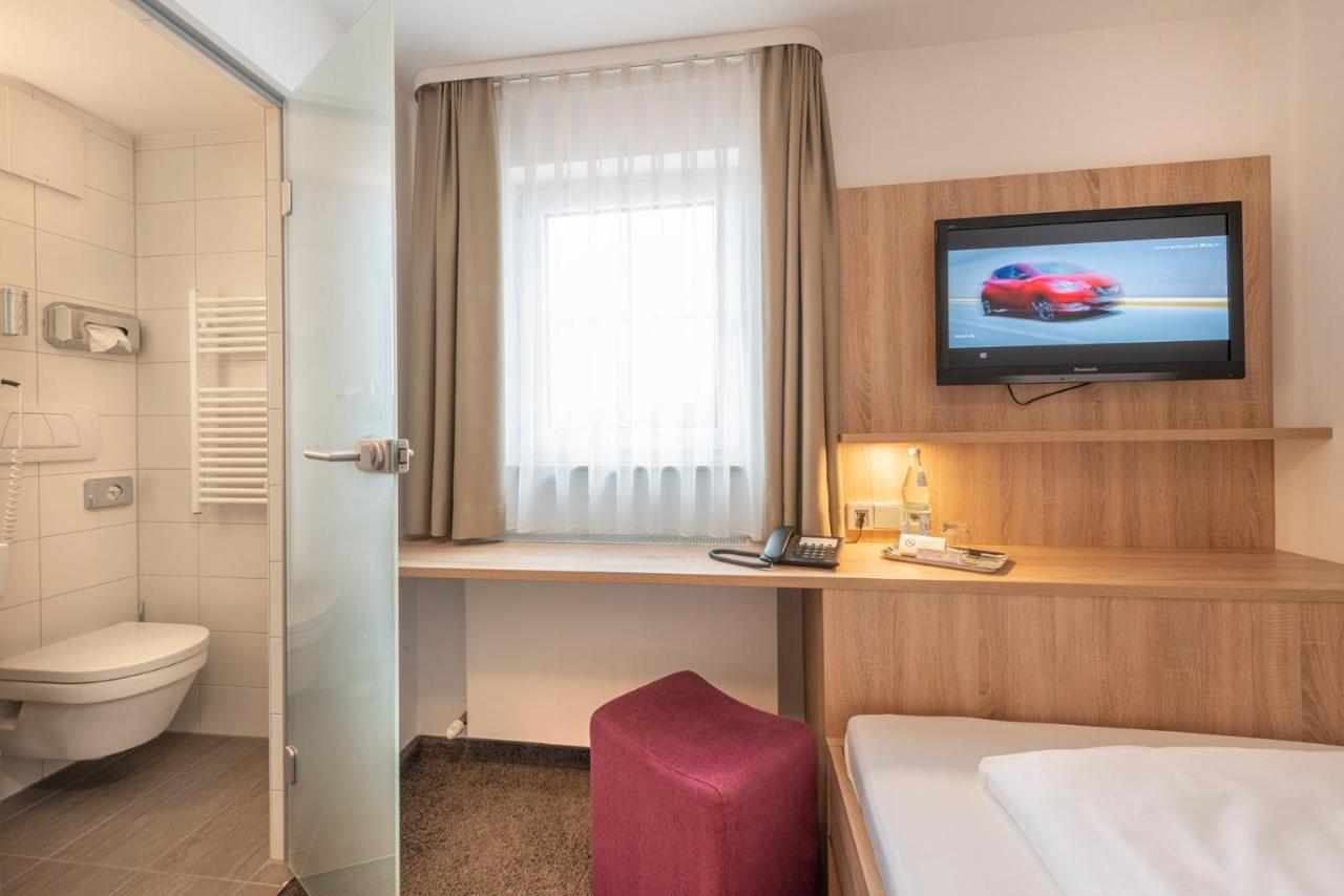 Hotel Gasthof Zum Roessle Heilbronn Exterior foto