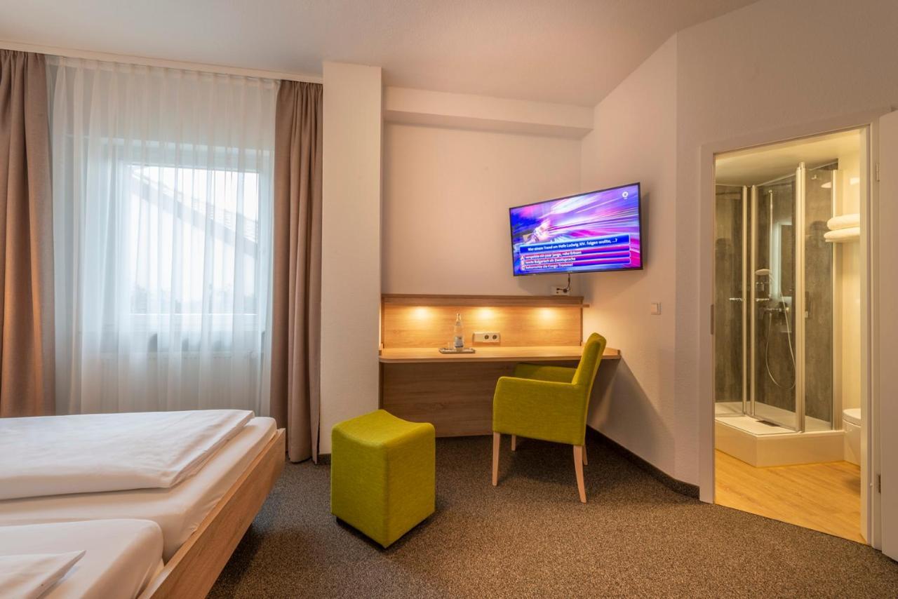 Hotel Gasthof Zum Roessle Heilbronn Exterior foto