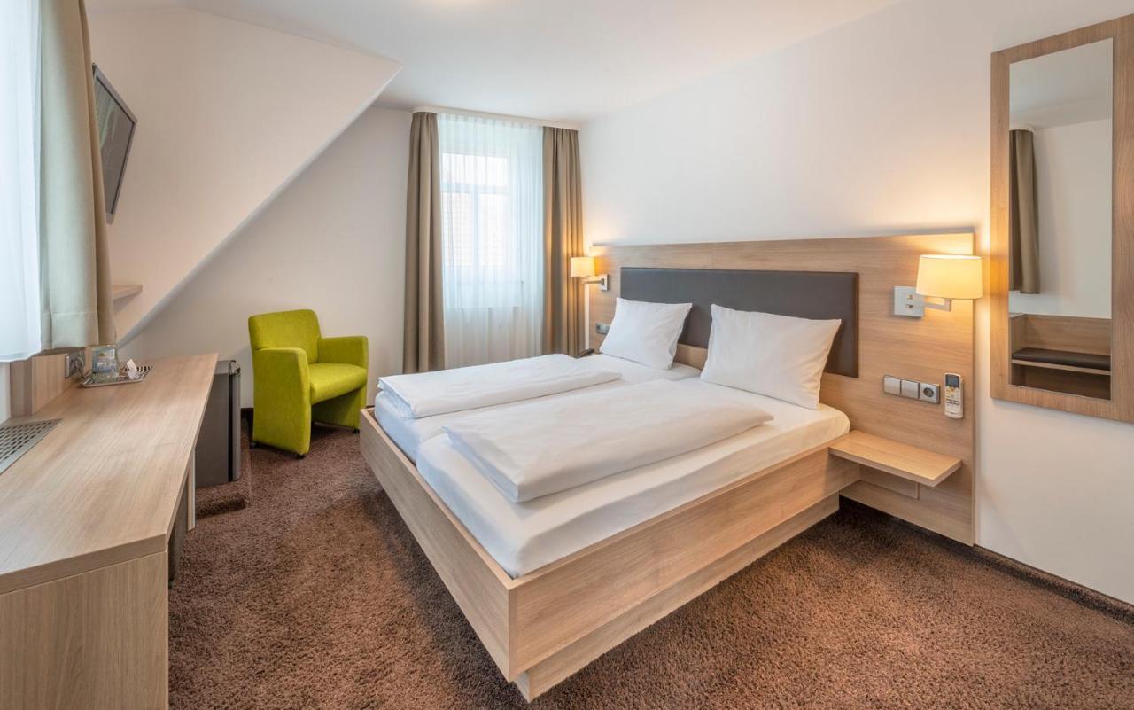 Hotel Gasthof Zum Roessle Heilbronn Exterior foto